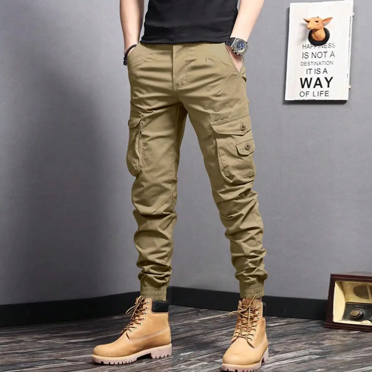 Men's cargo pants with side pockets